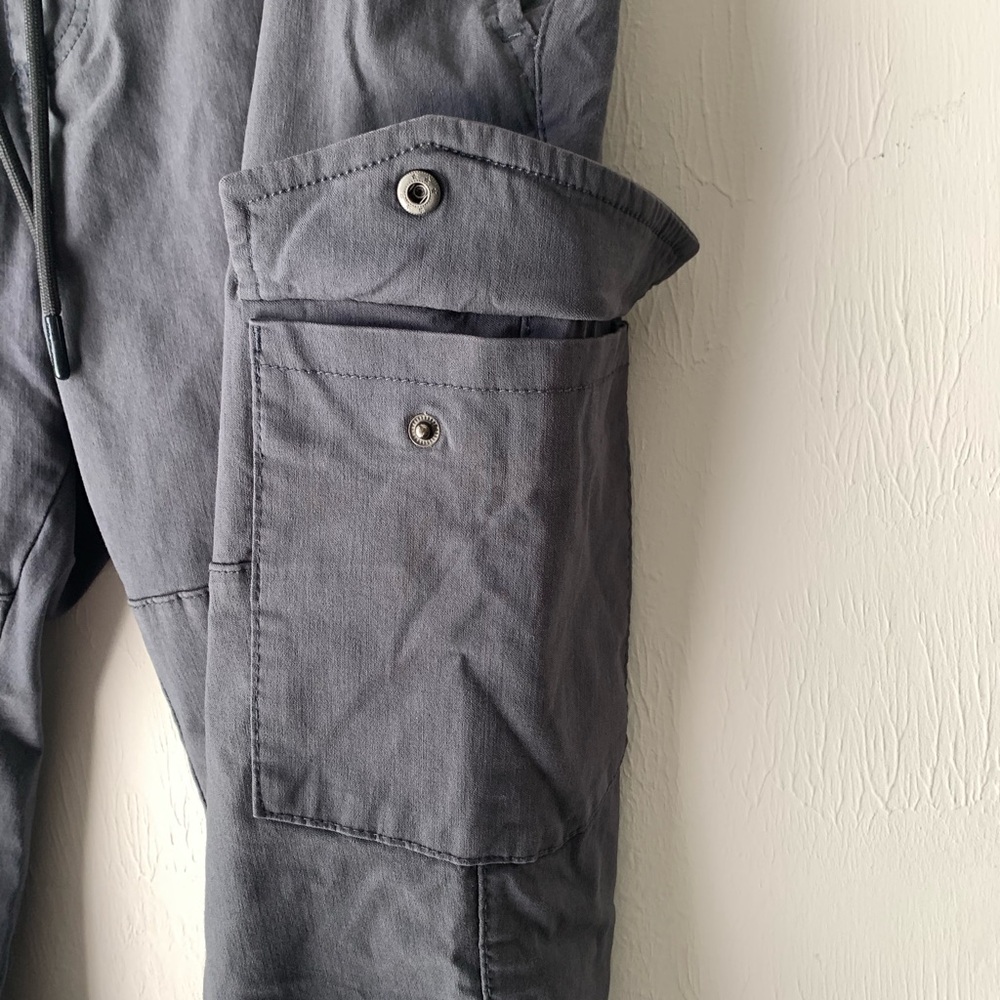 PROJEK RAW Men’s Grey Joggers,With drawstrings, tapered legs and,leg pockets - Picture 7 of 9